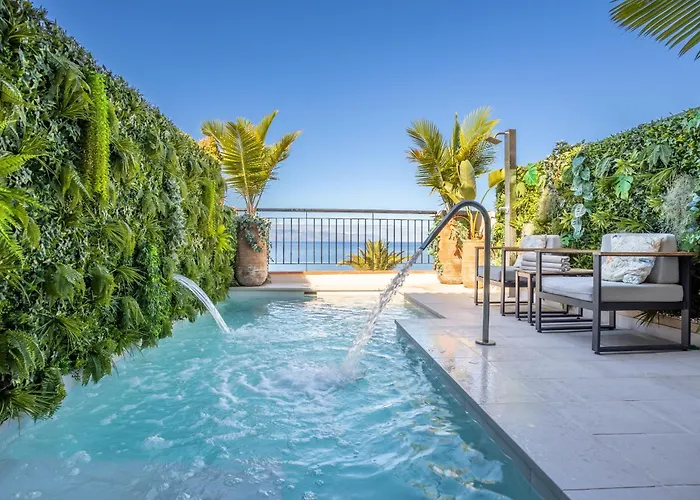 Sunset - Private Pool דירה